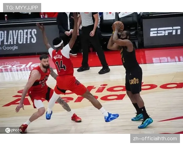 巴恩斯英格拉姆各23分助力猛龙主场双杀骑士，西部式锋线对抗令米切尔哈登吃瘪